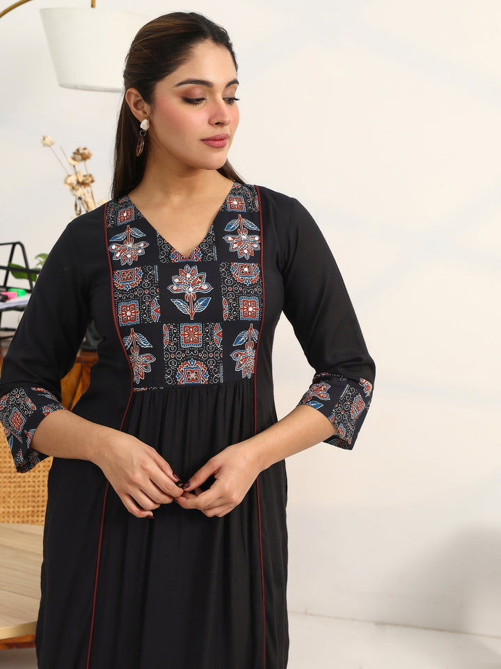 Black Ethnic Motifs Yoke Design Cotton Blend A-Line Suit Set With Dupatta