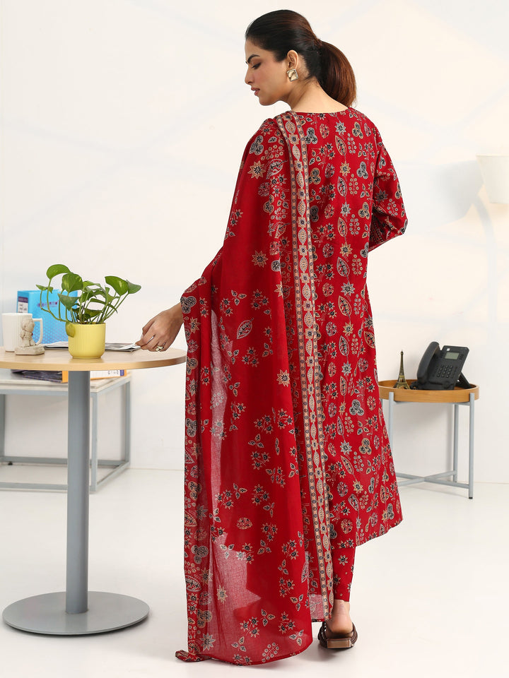 Red Floral Printed Cotton Blend Straight Suit Set With Dupatta