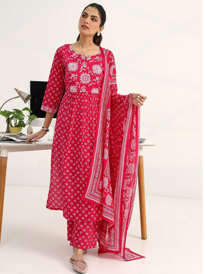 Pink Floral Printed Cotton Blend Straight Suit Set With Dupatta