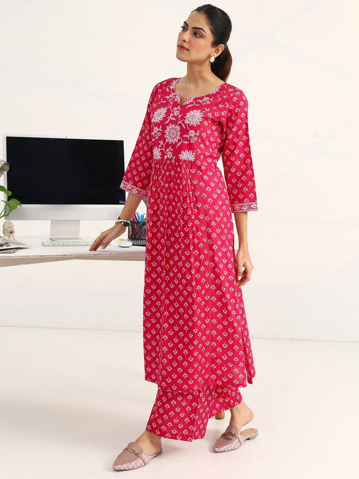 Pink Floral Printed Cotton Blend Straight Suit Set With Dupatta