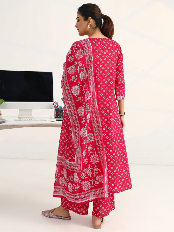 Pink Floral Printed Cotton Blend Straight Suit Set With Dupatta