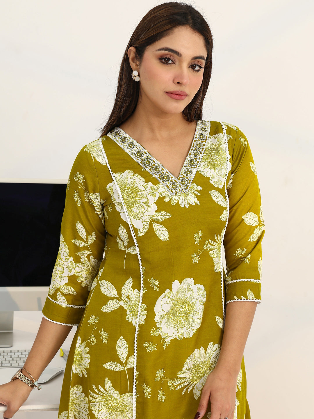 Green Floral Printed Cotton Blend A-Line Suit Set With Dupatta