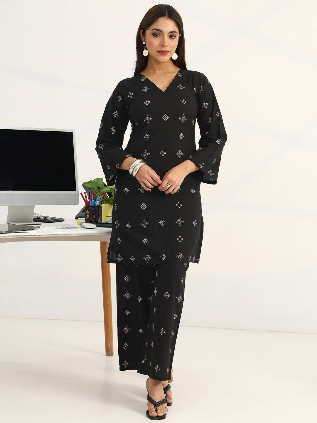 Black Geometric Printed Cotton Blend Straight Kurta Set