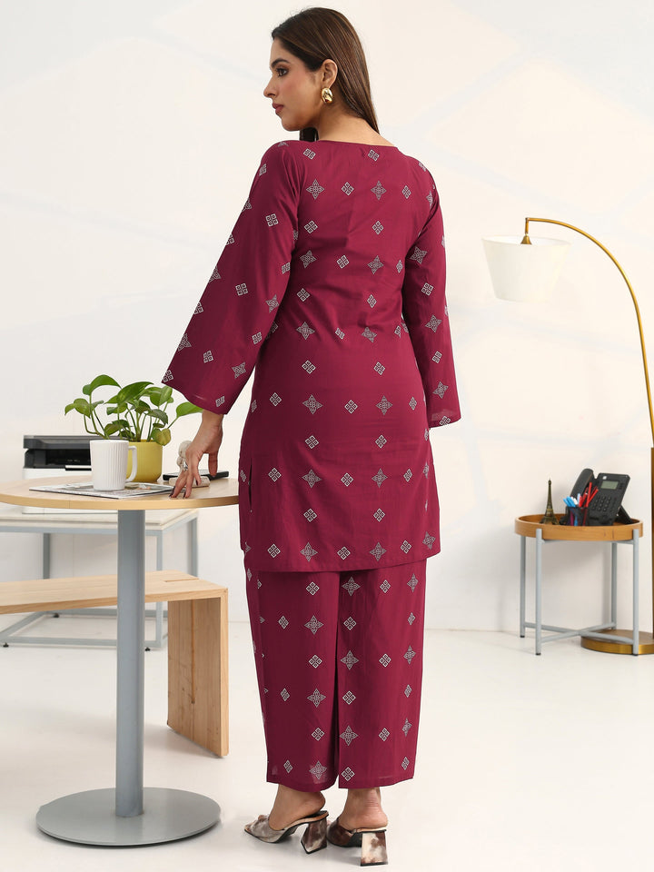 Pink Geometric Printed Cotton Blend Straight Kurta Set
