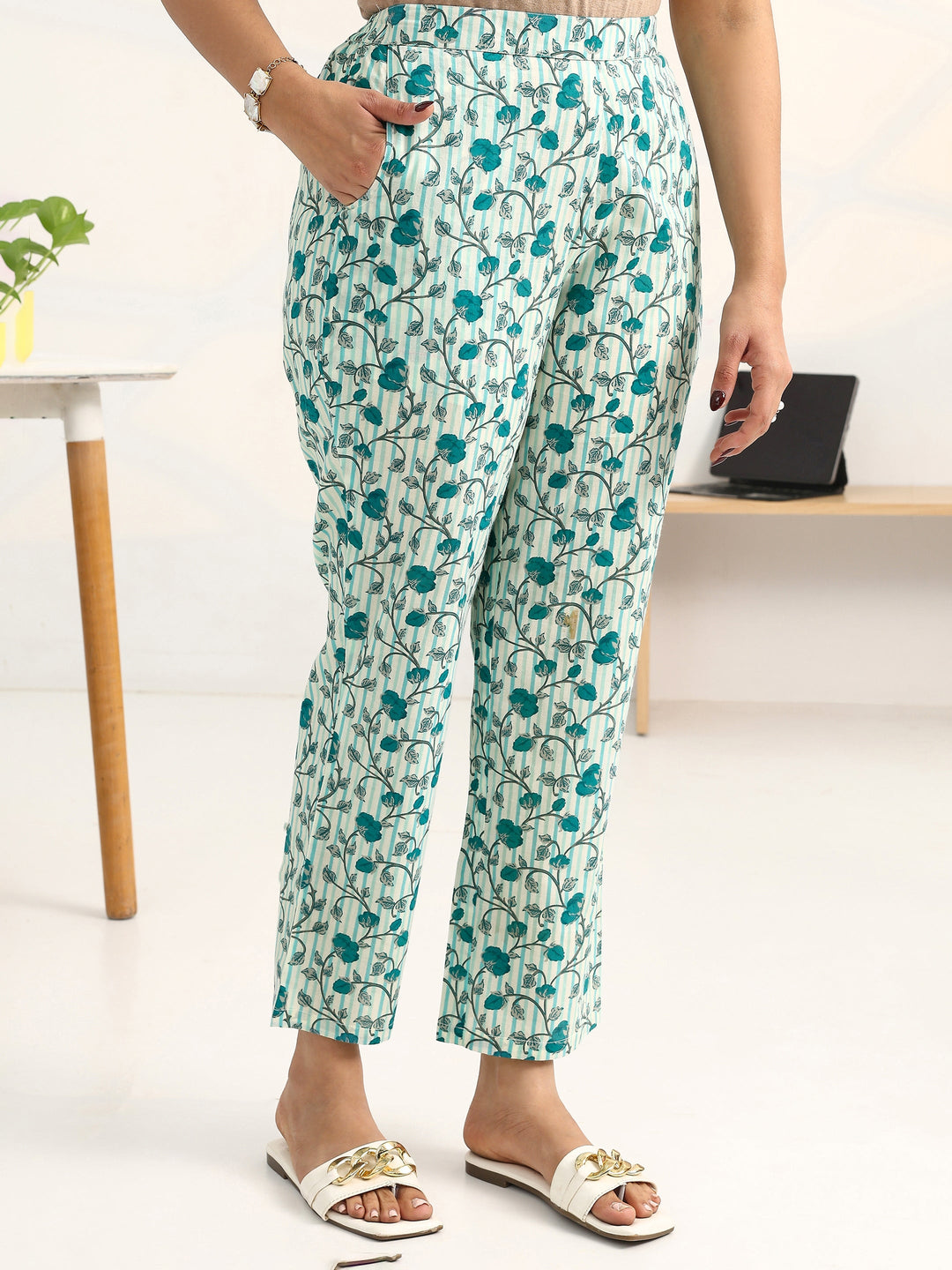Blue Floral Printed Cotton Blend Straight Kurta Set
