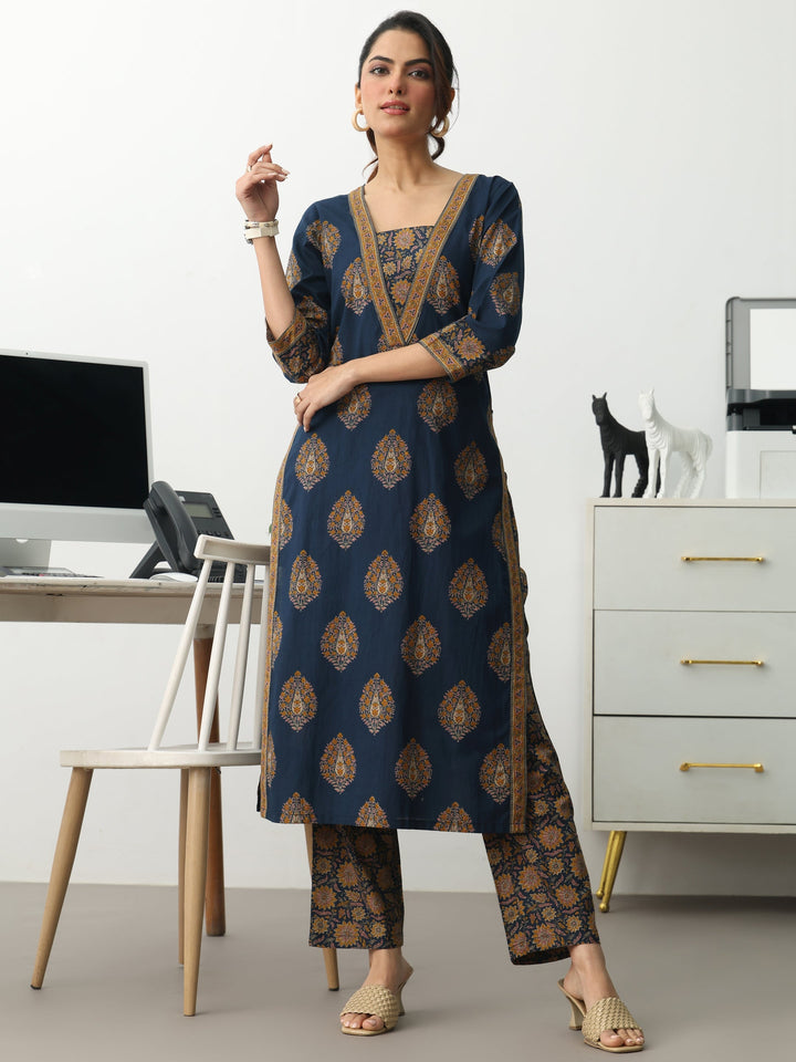 Blue Ethnic Motifs Printed Cotton Blend Straight Kurta Set