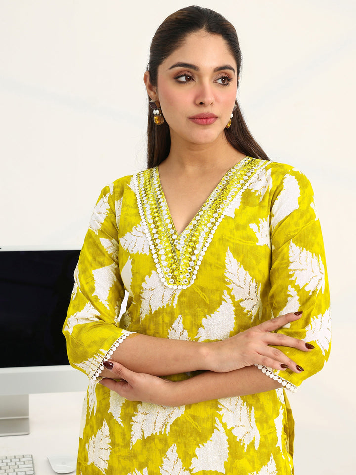 Green Floral Printed Cotton Blend Straight Suit Set With Dupatta