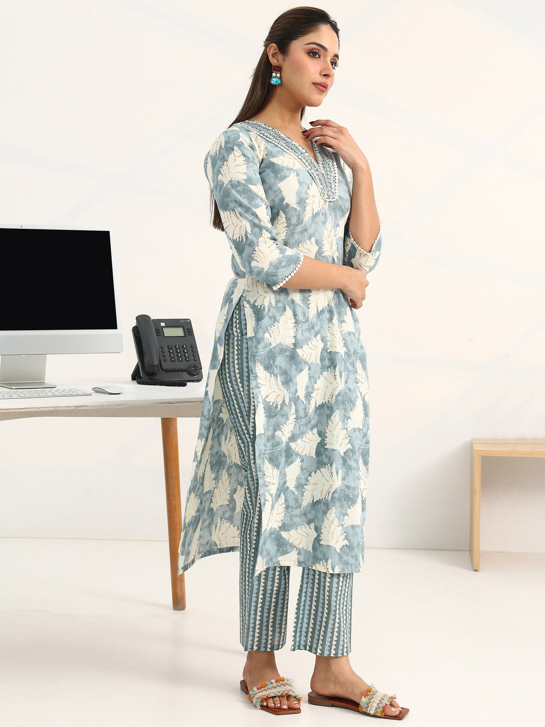 Grey Floral Printed Cotton Blend Straight Suit Set With Dupatta