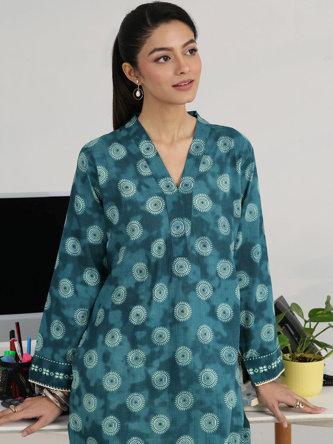 Blue Geometric Woven Design Cotton Blend Straight Kurta Set