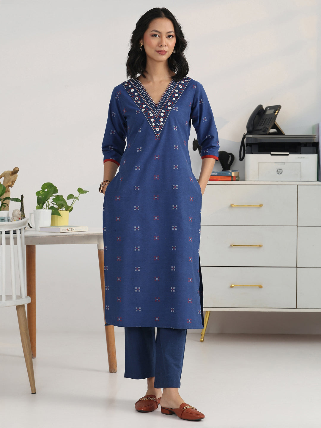Form Fit Blue Woven Design Cotton Blend Kurta Set