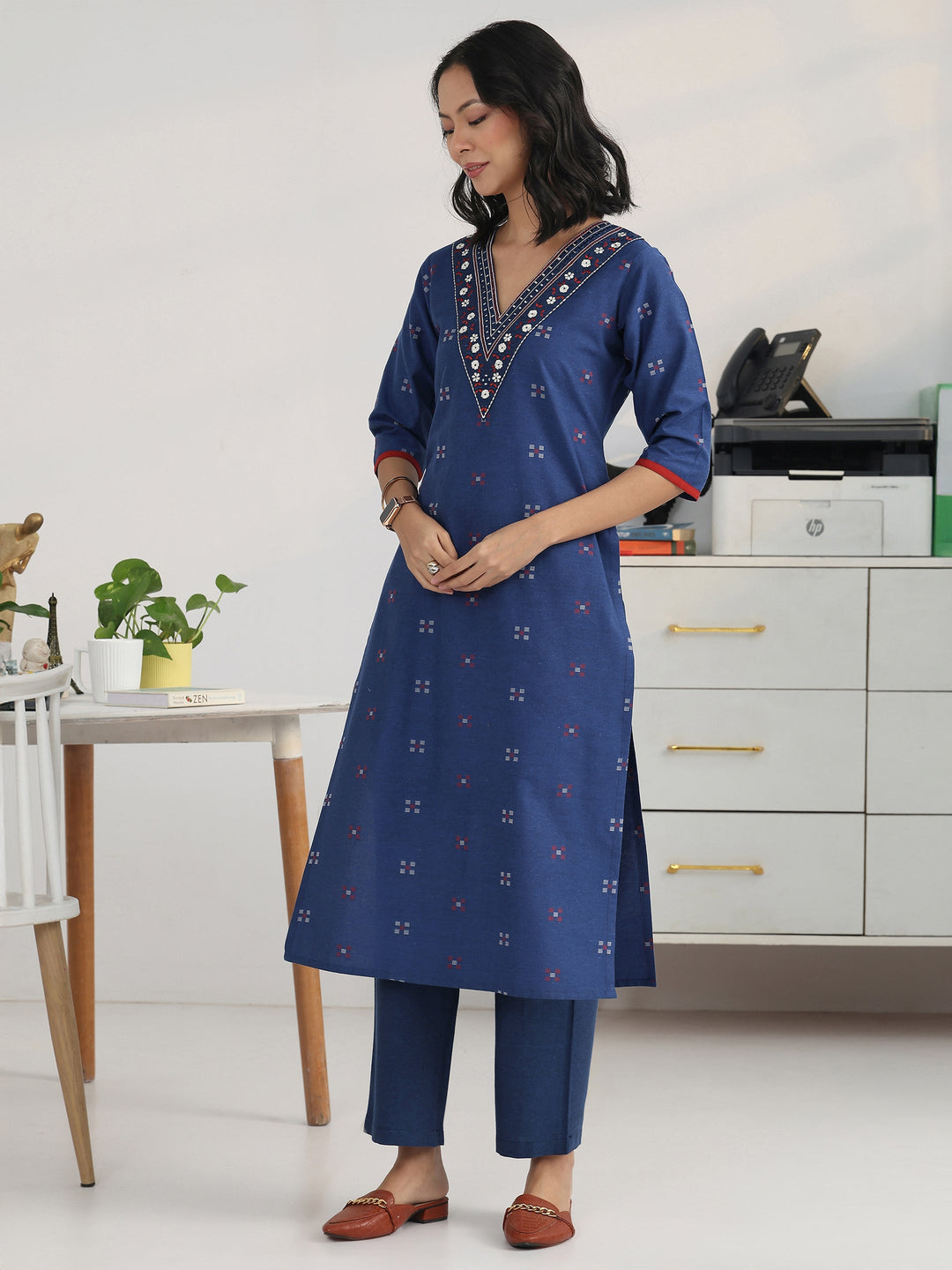 Form Fit Blue Woven Design Cotton Blend Kurta Set
