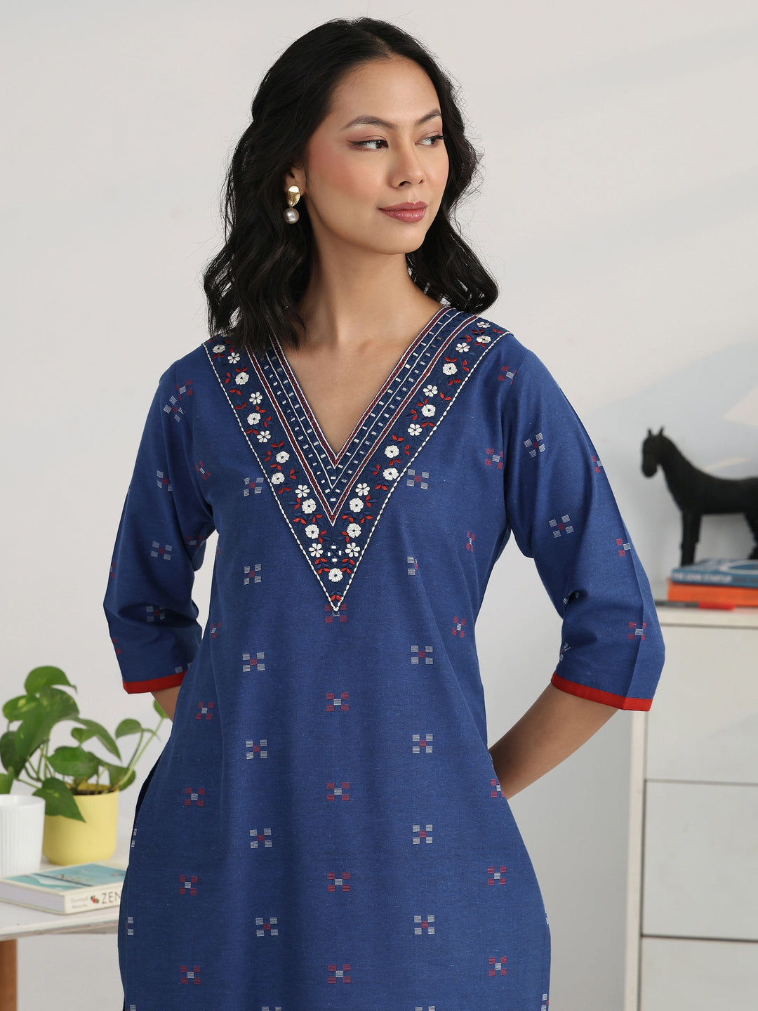 Form Fit Blue Woven Design Cotton Blend Kurta Set