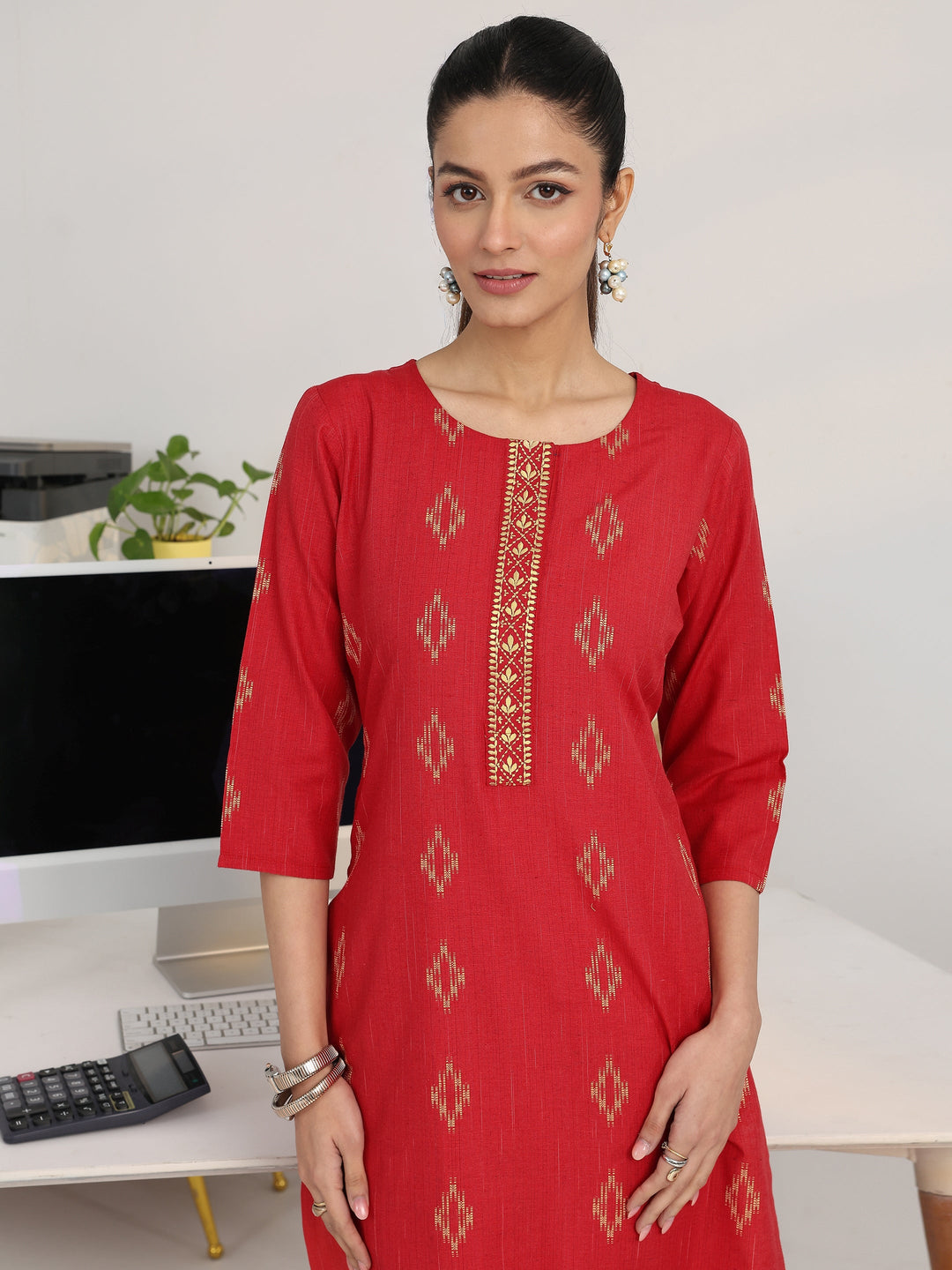 Red Geometric Woven Design Cotton Blend Straight Suit Set With Dupatta