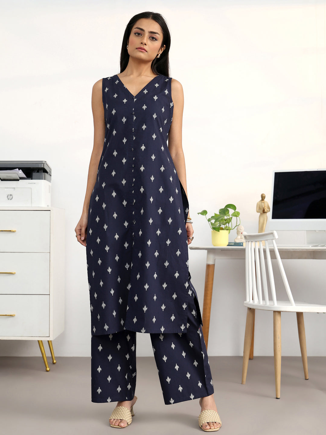 Navy Blue Floral Printed Cotton Blend Straight Kurta Set