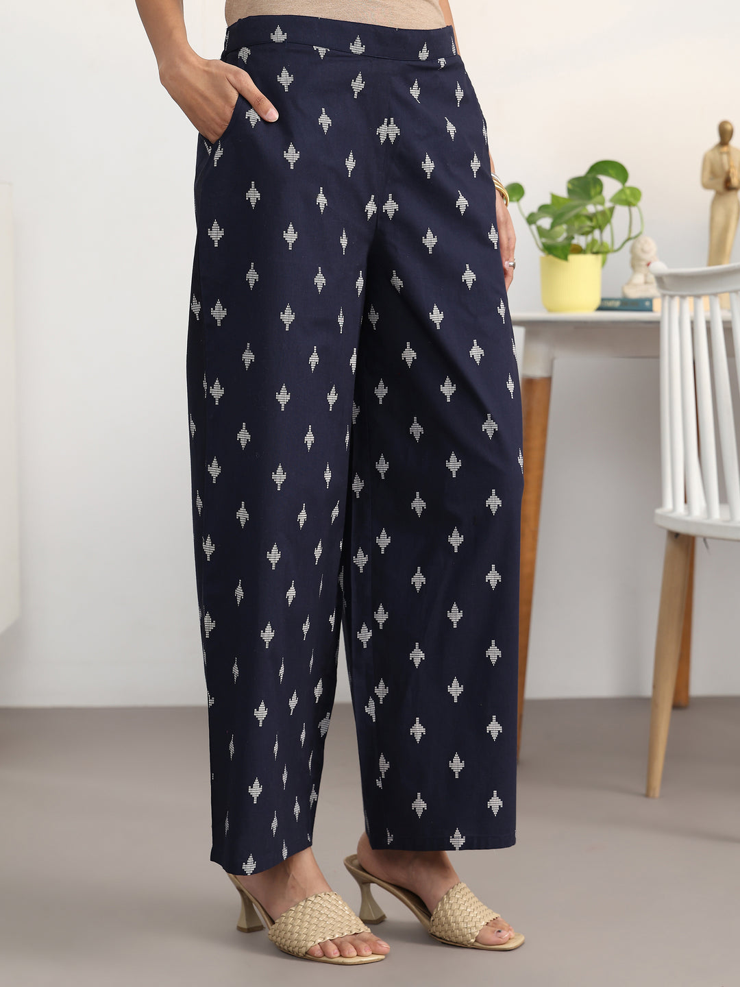 Navy Blue Floral Printed Cotton Blend Straight Kurta Set