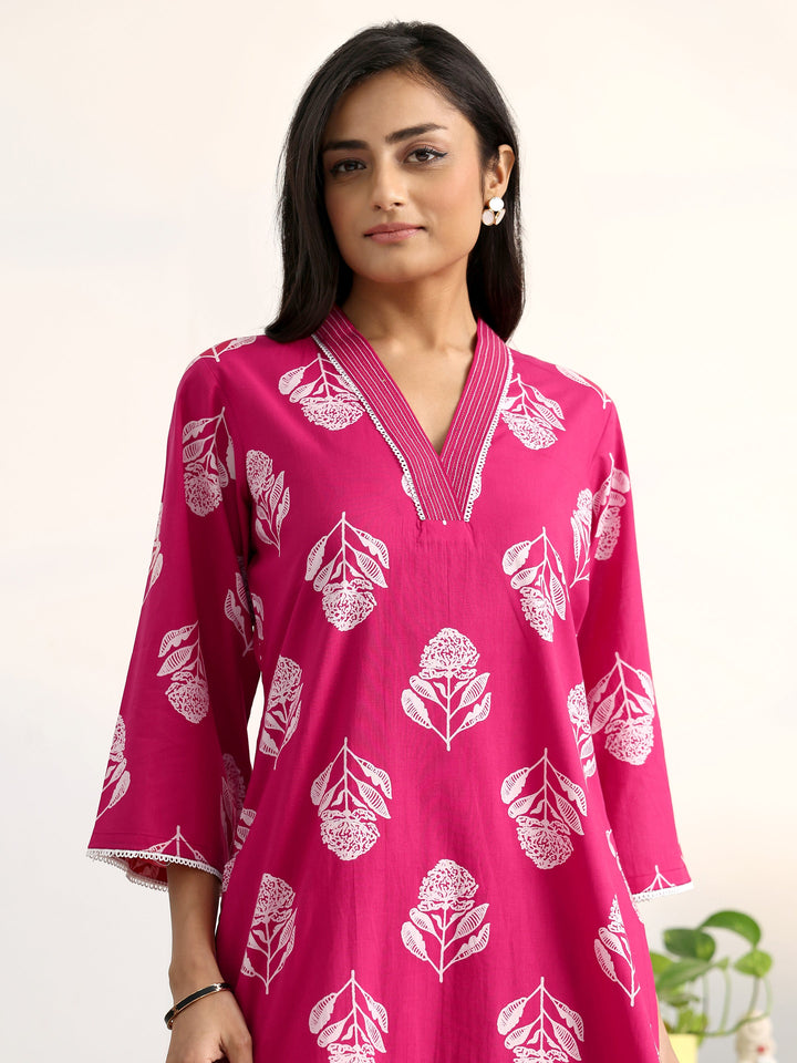 Pink Floral Printed Cotton Blend Straight Suit Set With Dupatta