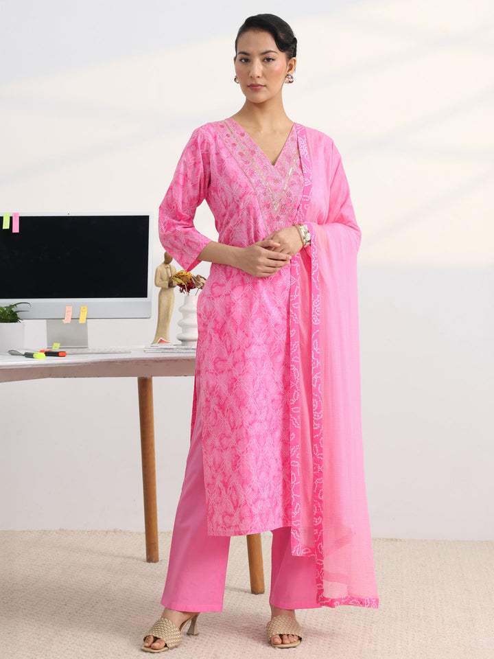 Pink Floral Printed Cotton Blend Straight Suit Set With Dupatta