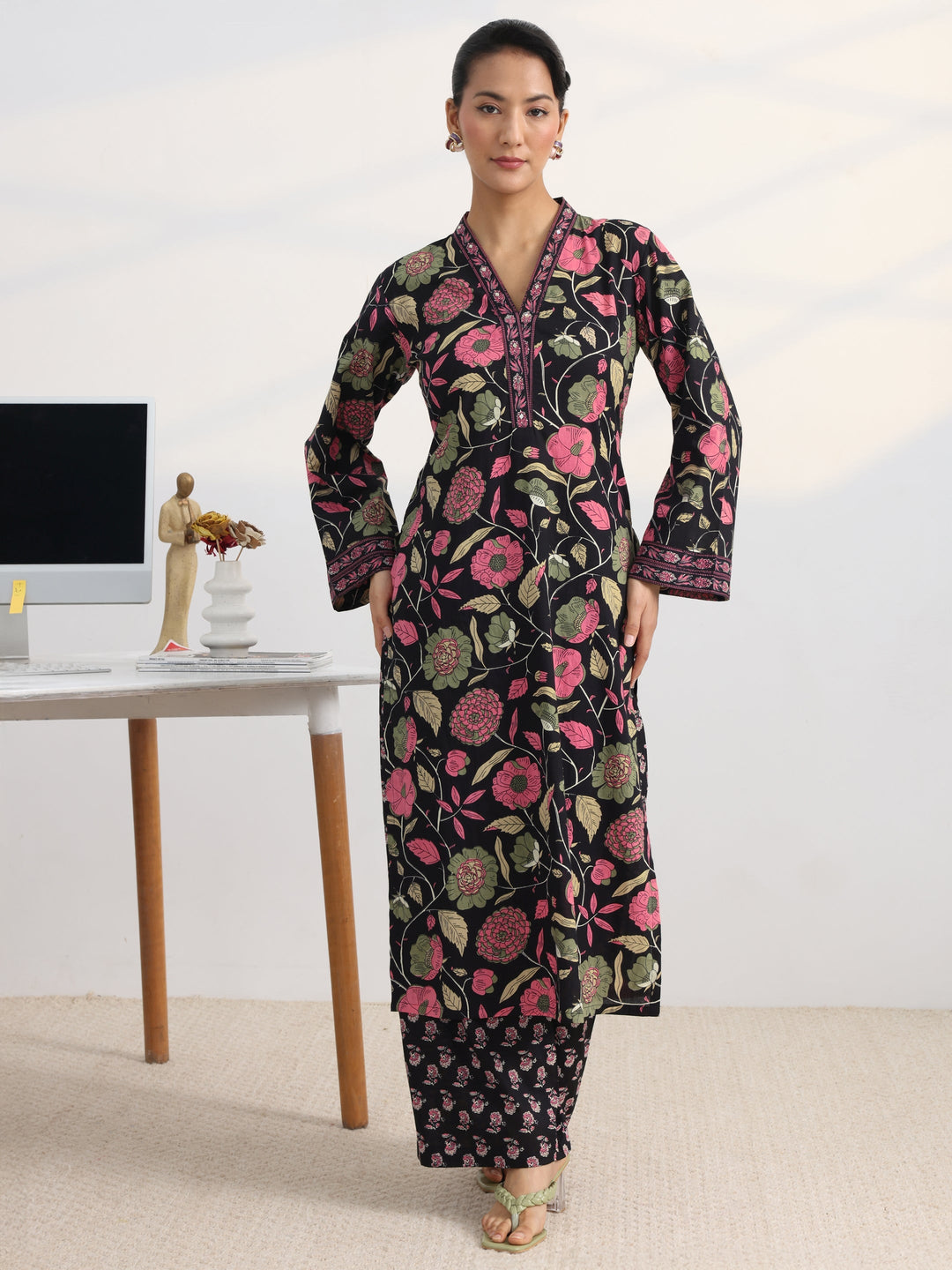Black Floral Printed Cotton Blend Straight Kurta Set