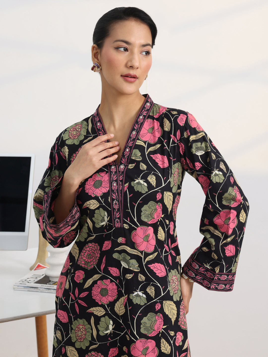 Black Floral Printed Cotton Blend Straight Kurta Set