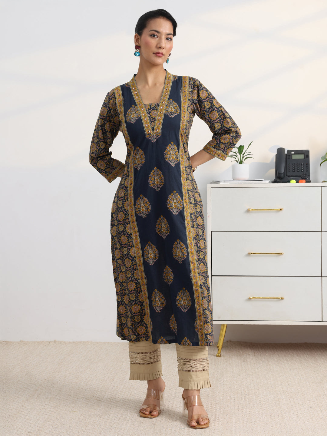 Blue Printed Cotton Blend Straight Kurta