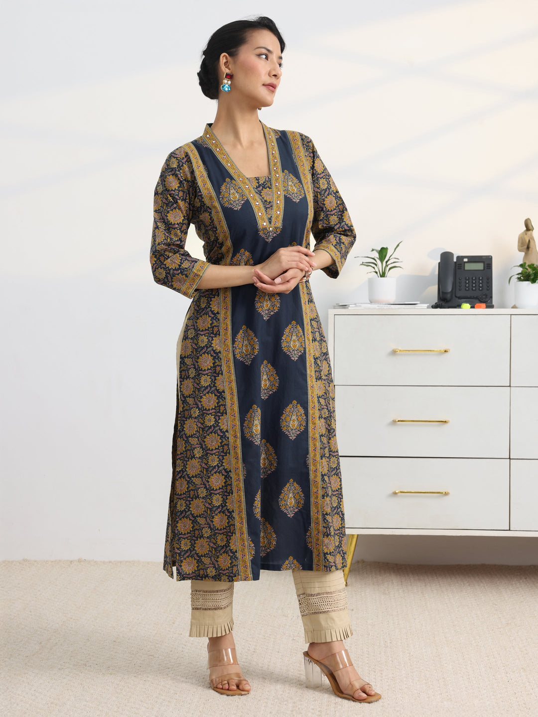 Blue Printed Cotton Blend Straight Kurta
