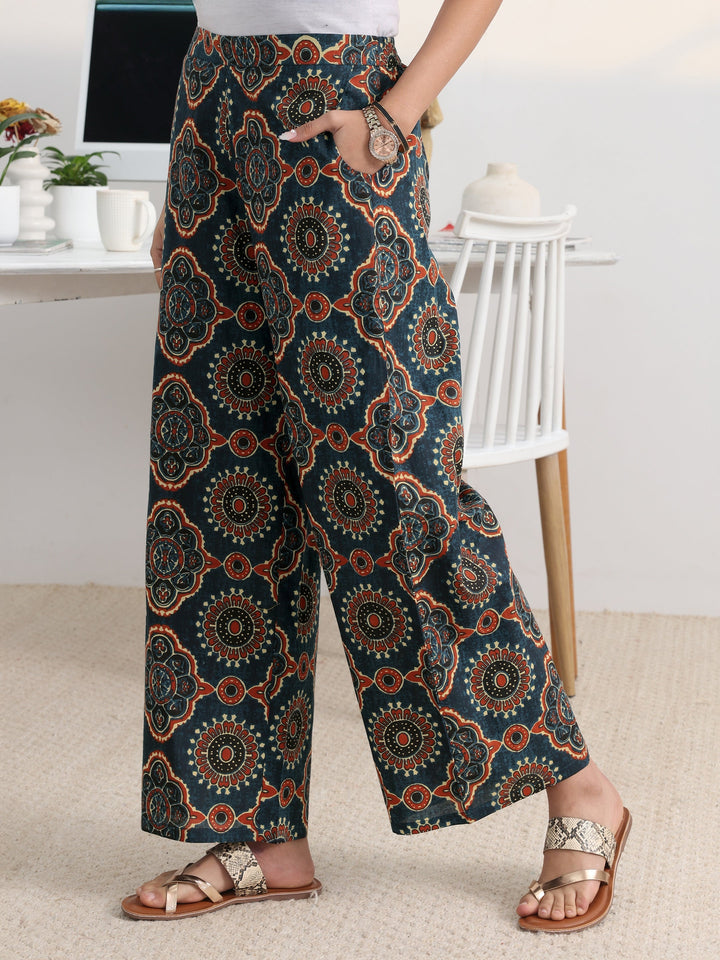 Blue Printed Cotton Blend Straight Kurta Set