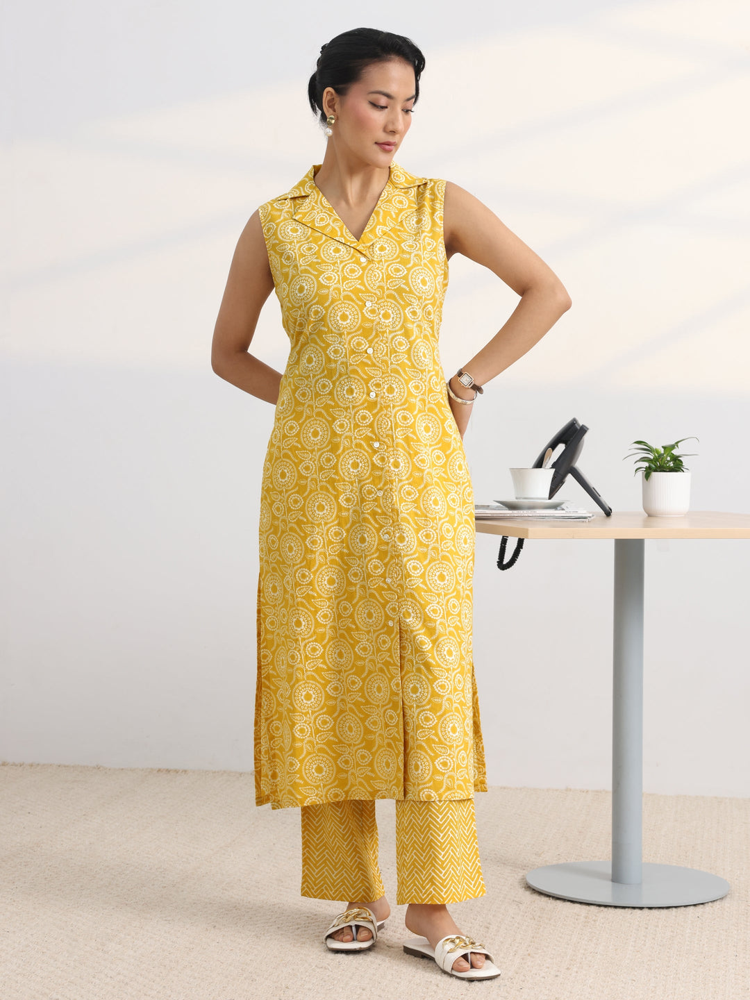Yellow Floral Printed Cotton Blend Straight Kurta Set