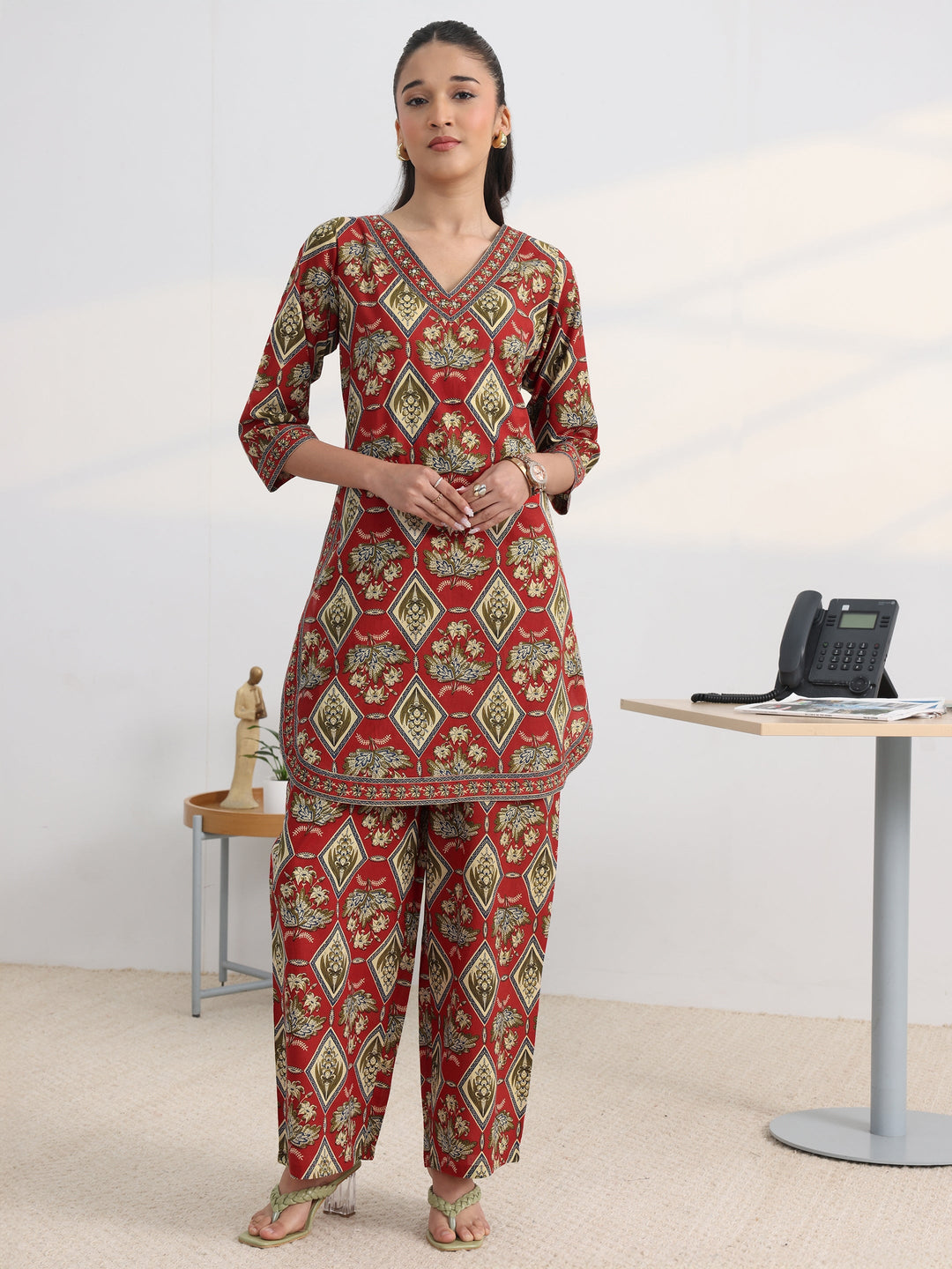 Red Floral Printed Cotton Blend Straight Kurta Set