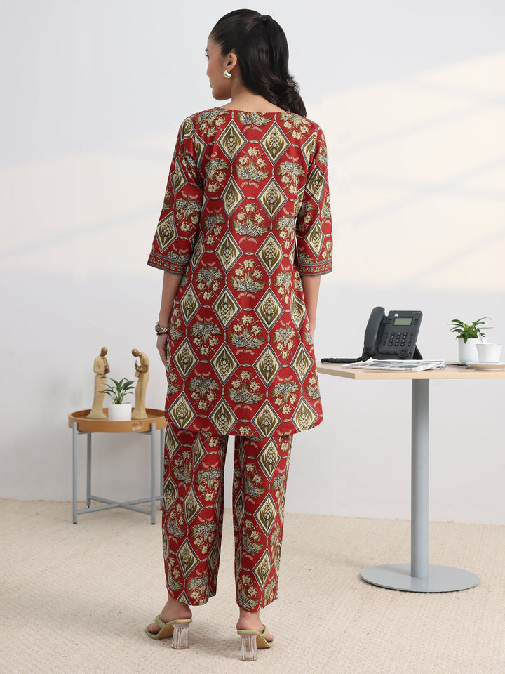 Red Floral Printed Cotton Blend Straight Kurta Set