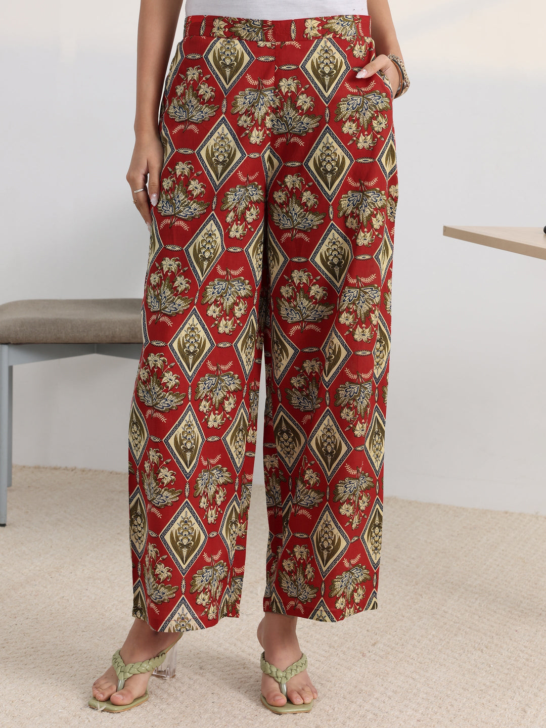 Red Floral Printed Cotton Blend Straight Kurta Set