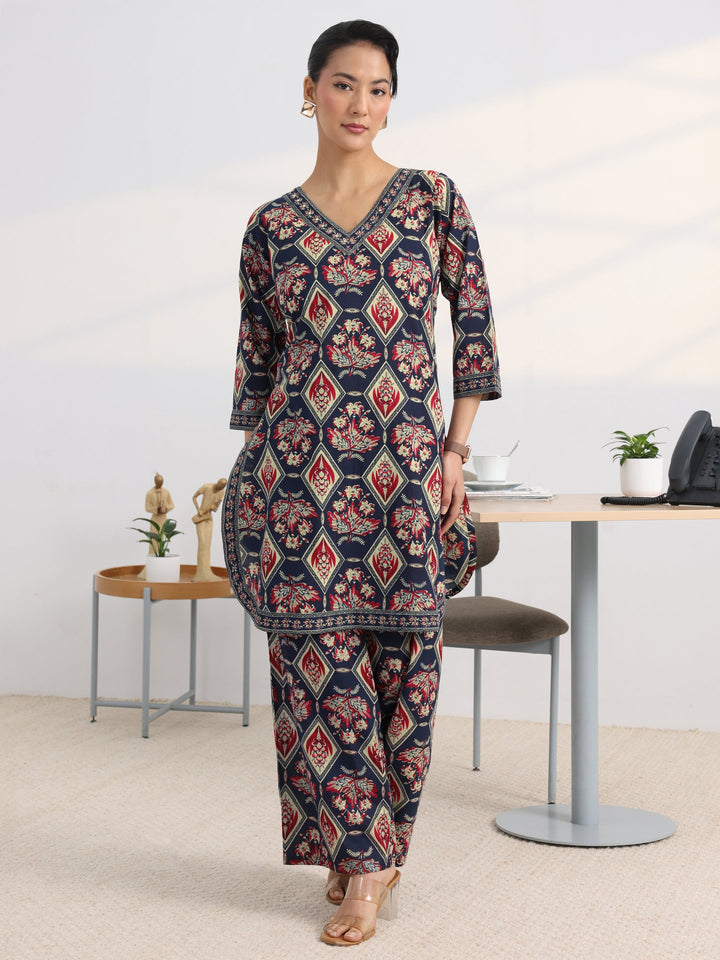 Blue Floral Printed Cotton Blend Straight Kurta Set