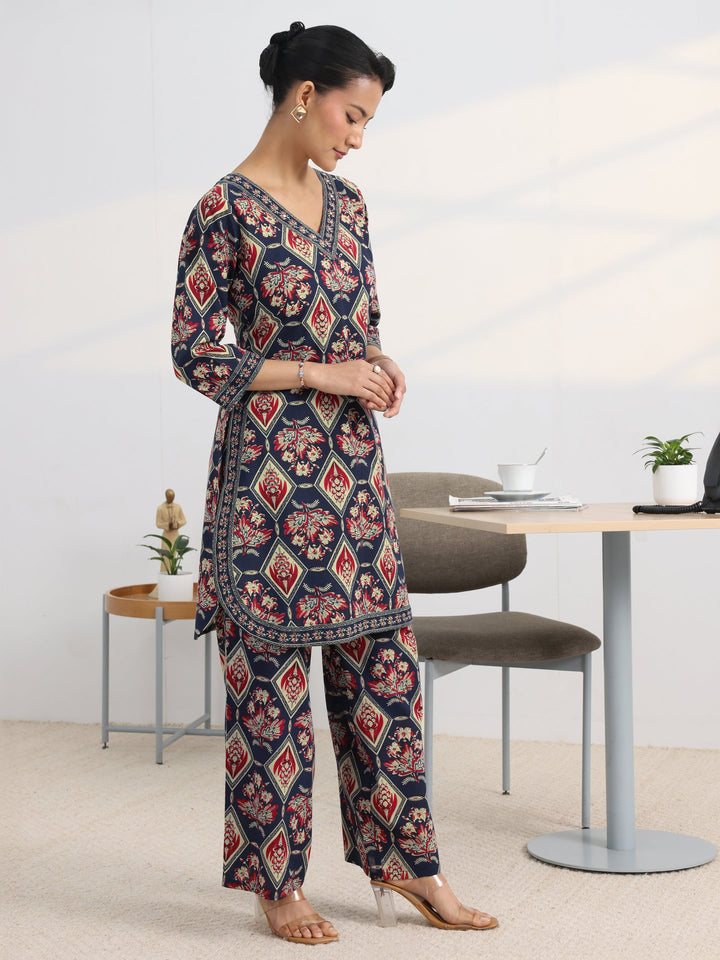 Blue Floral Printed Cotton Blend Straight Kurta Set