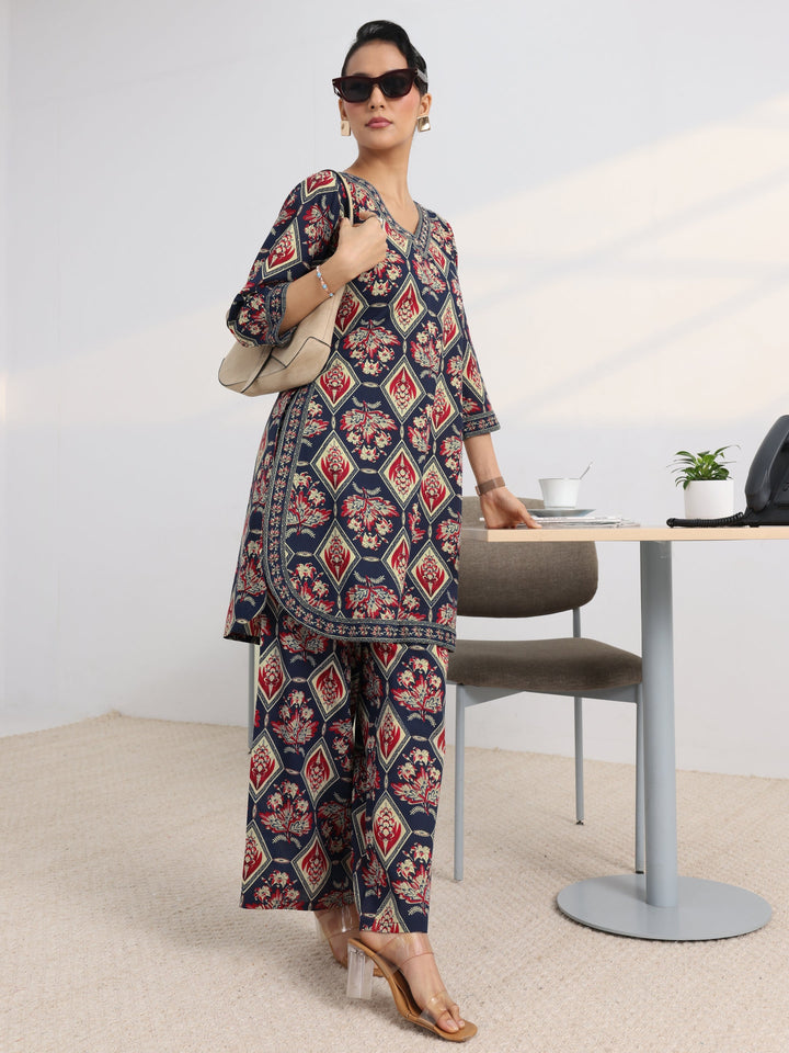Blue Floral Printed Cotton Blend Straight Kurta Set