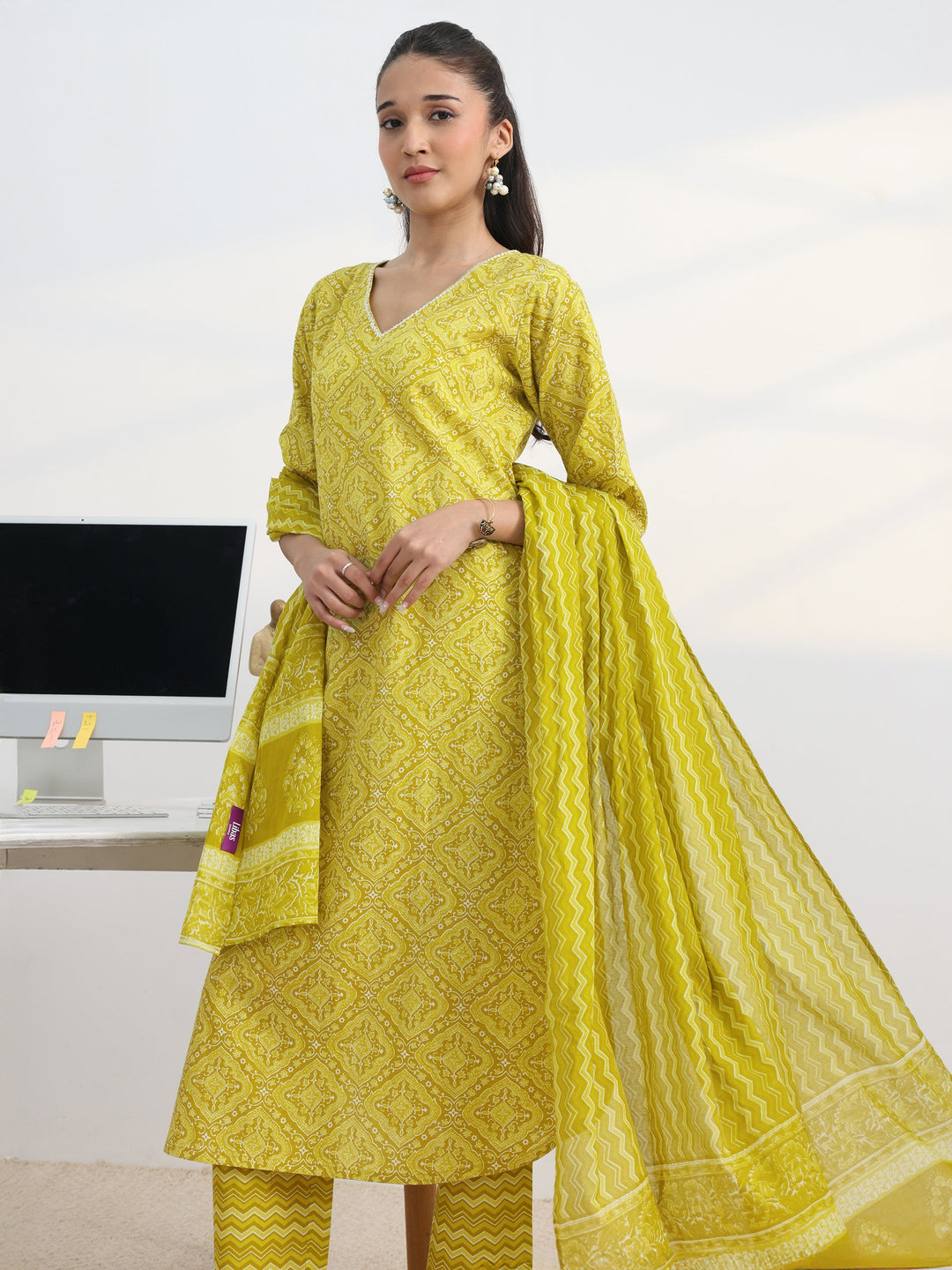 Green Printed Cotton Blend Straight Suit Set With Dupatta