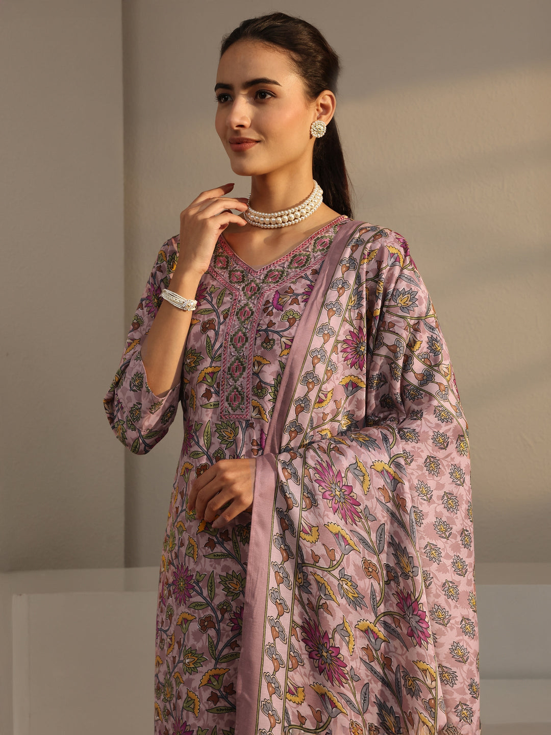 Pink Floral Printed Cotton Blend Straight Suit Set With Dupatta