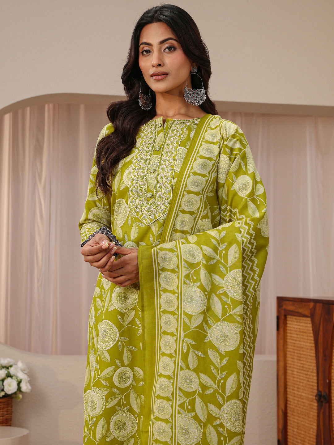 Green Floral Printed Cotton Blend Straight Suit Set