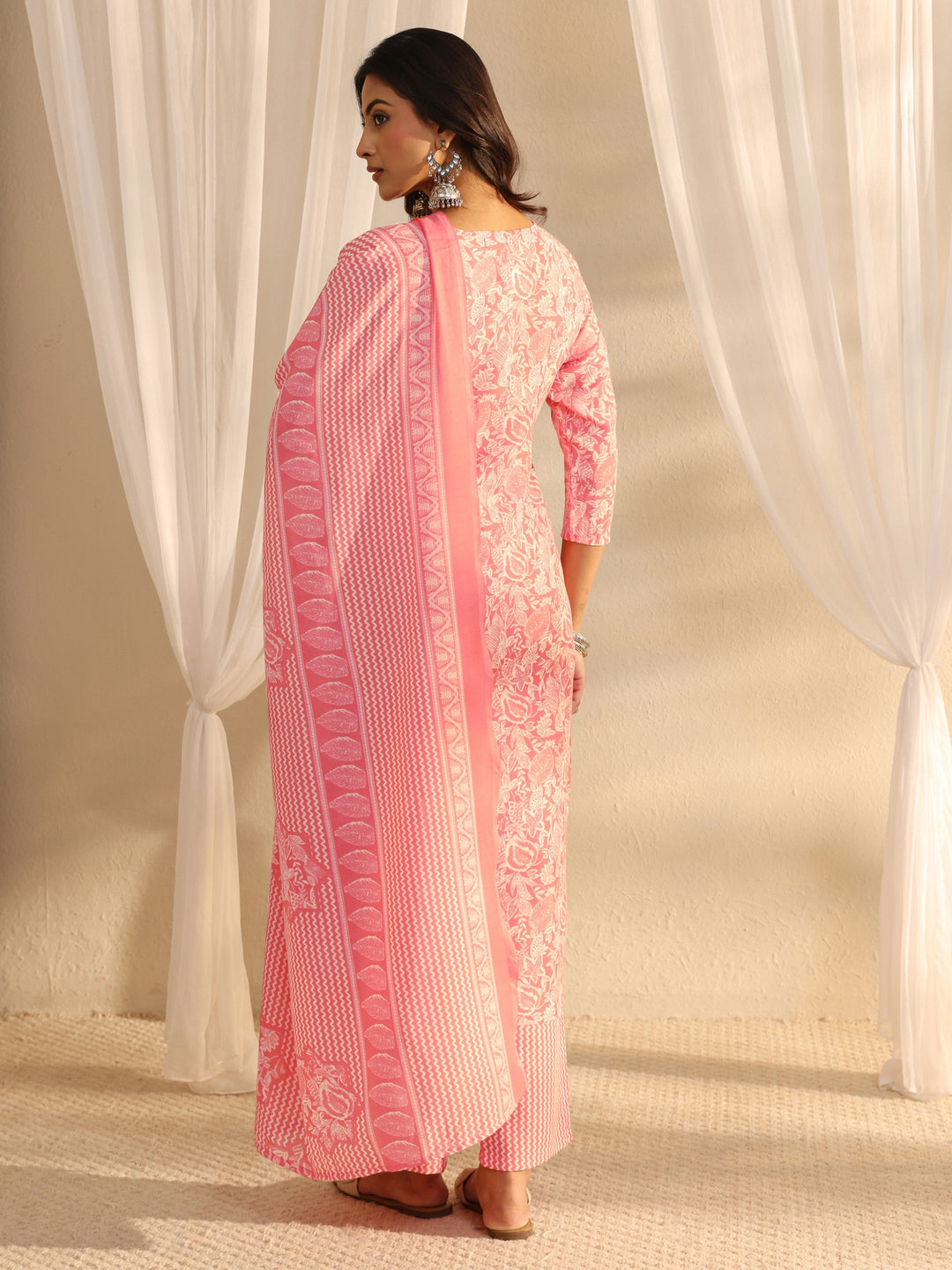 Pink Floral Printed Cotton Blend Straight Suit Set With Dupatta