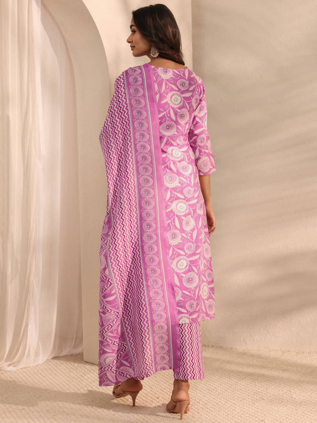 Pink Floral Printed Cotton Blend Straight Suit Set With Dupatta
