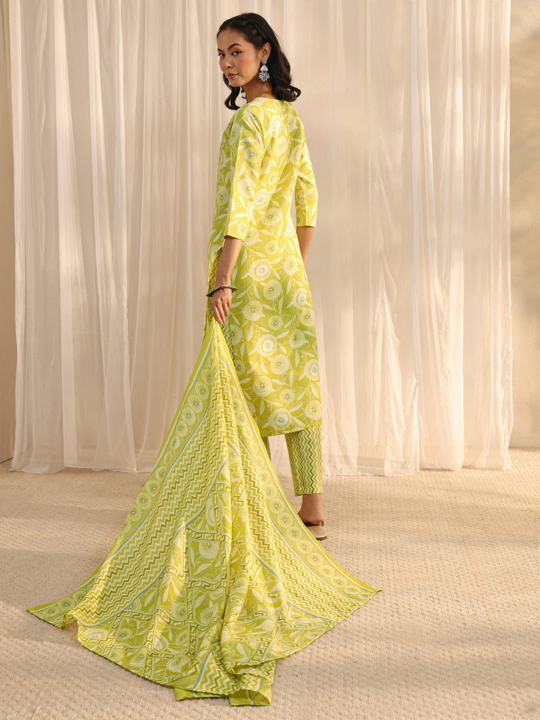 Green Floral Printed Cotton Blend Straight Suit Set With Dupatta