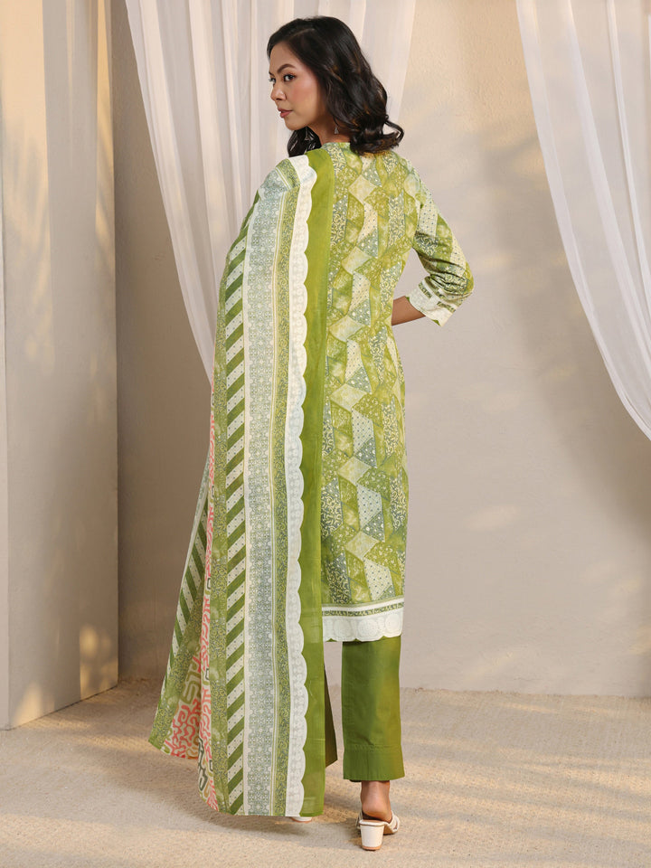 Green Geometric Printed Cotton Blend Straight Suit Set With Dupatta