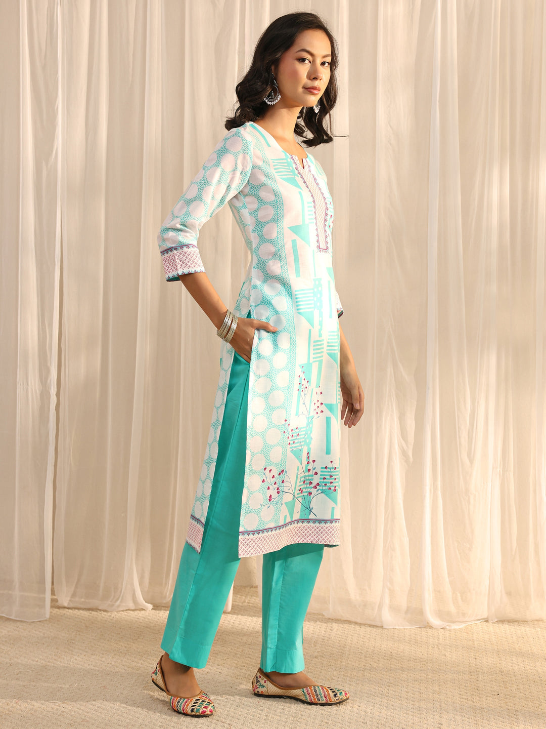 Blue Geometric Printed Cotton Blend Straight Suit Set With Dupatta