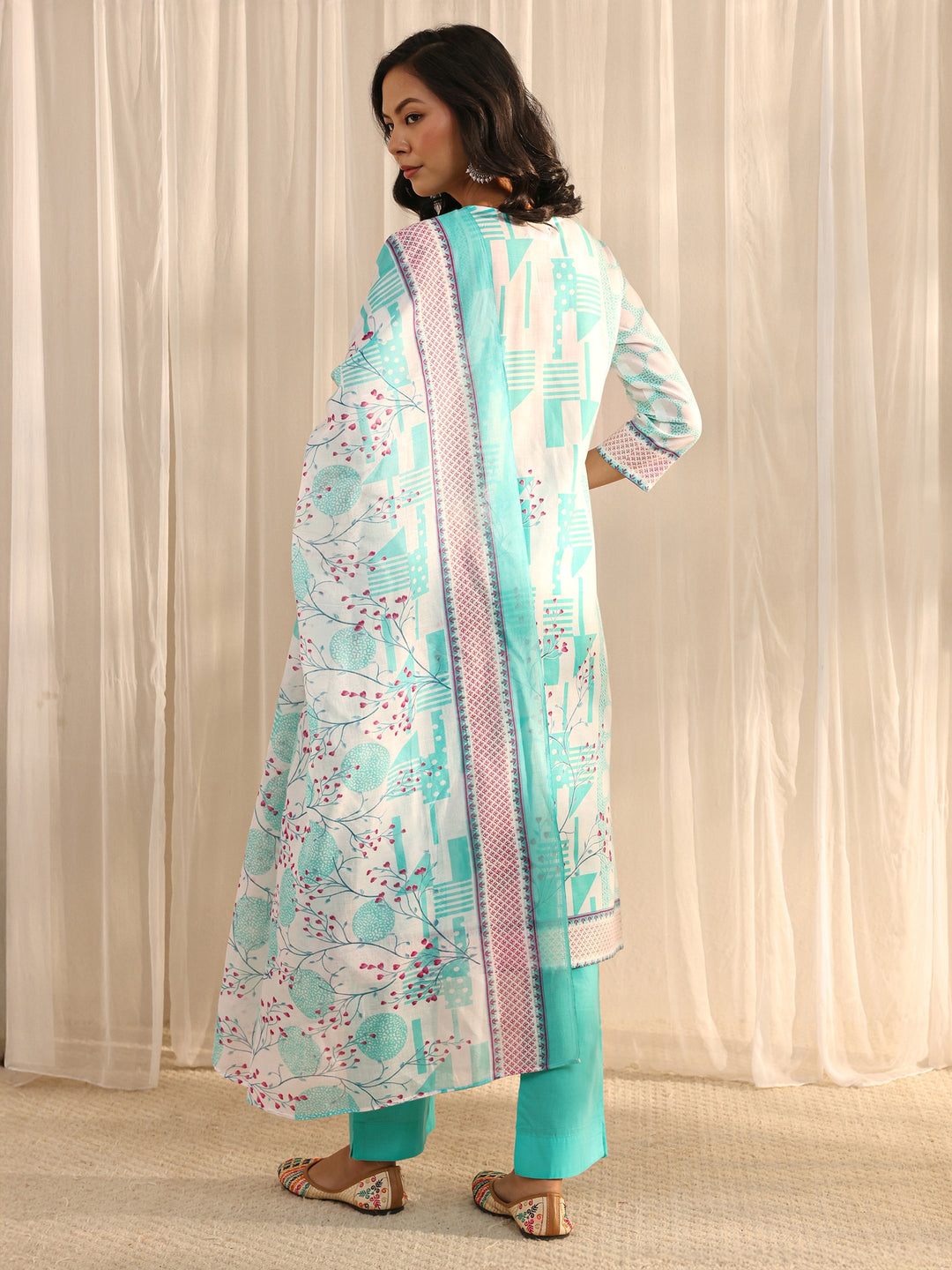 Blue Geometric Printed Cotton Blend Straight Suit Set With Dupatta