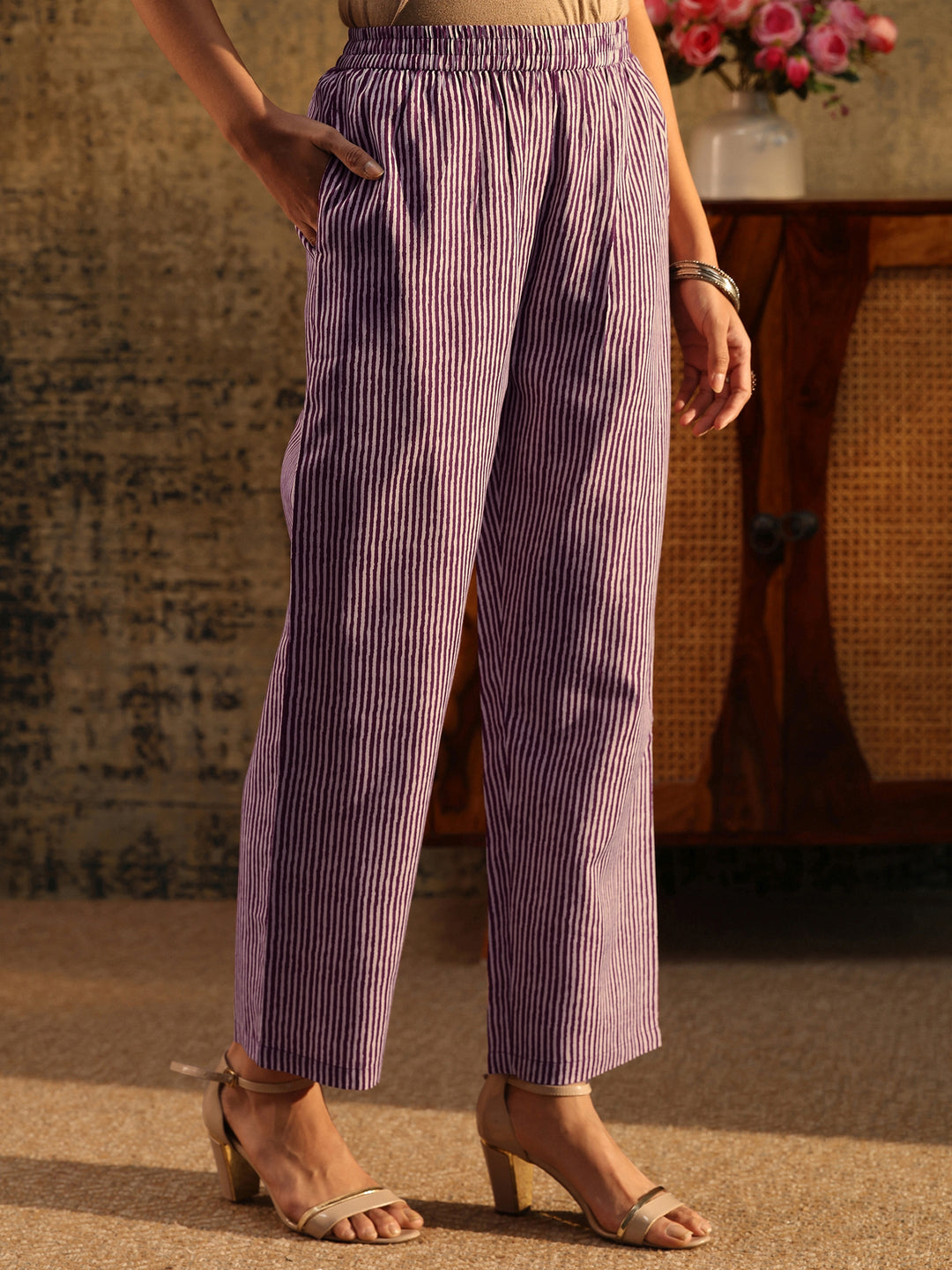 Gerua Burgundy Bandhani Cotton Blend Straight Suit Set