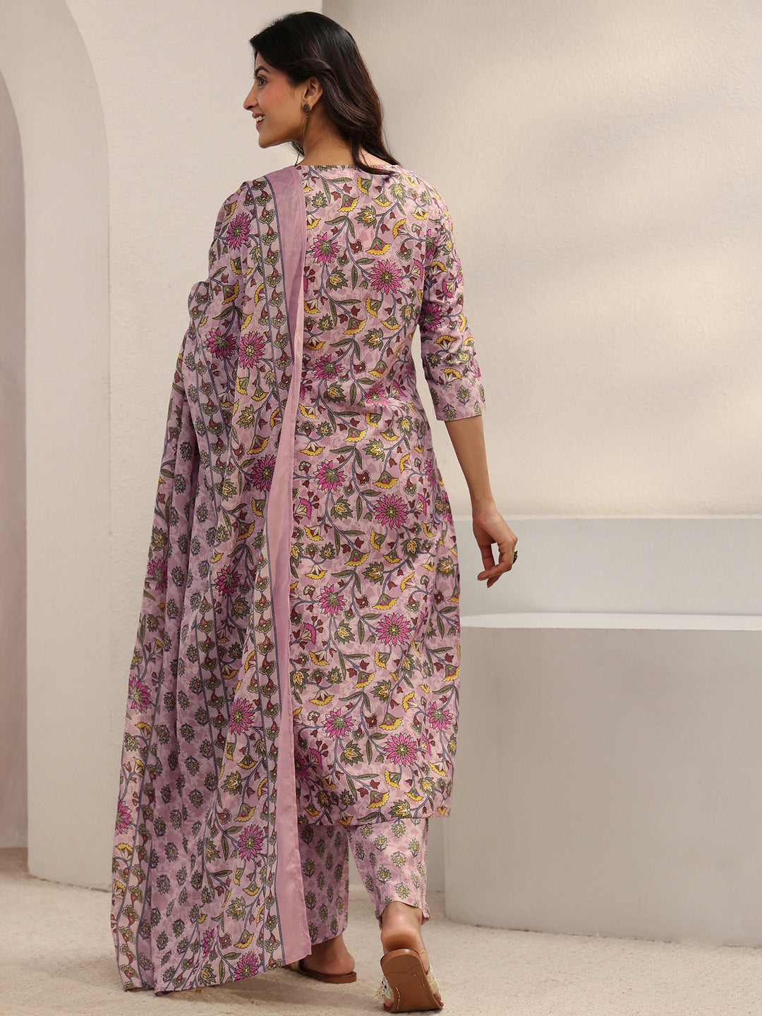 Pink Floral Printed Cotton Blend Straight Suit Set With Dupatta