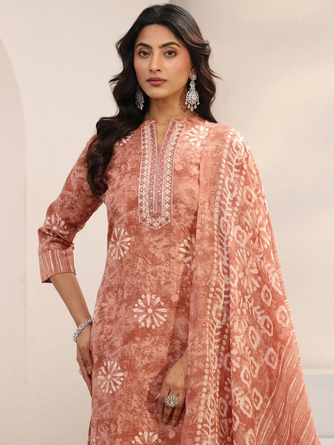 Peach Floral Printed Cotton Blend Straight Suit Set With Dupatta