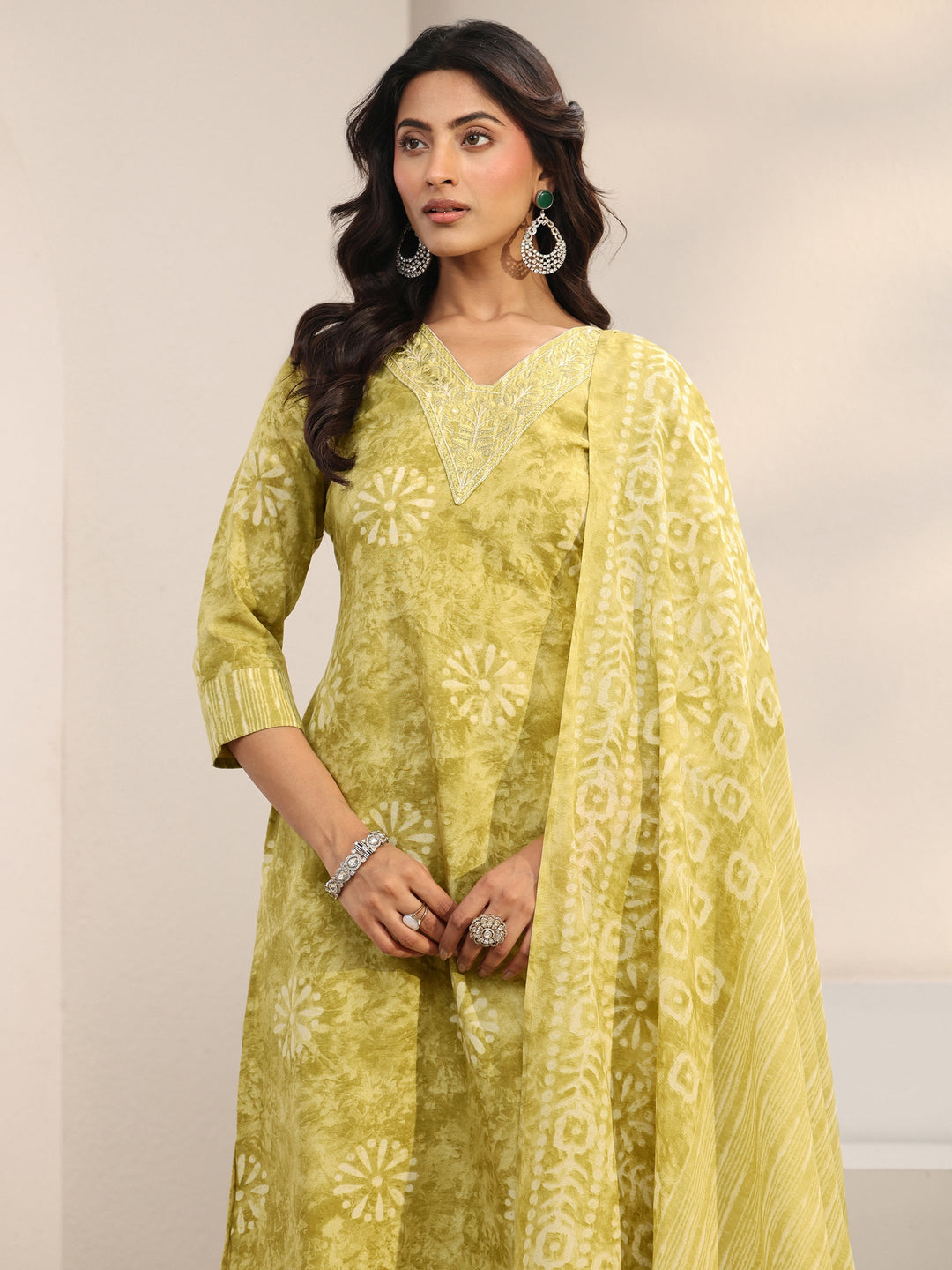 Green Floral Printed Cotton Blend Straight Suit Set With Dupatta