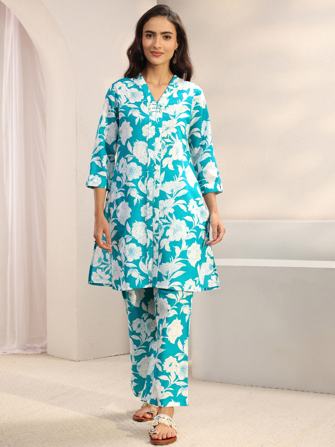 Blue Floral Printed Cotton Blend Co-Ord Set