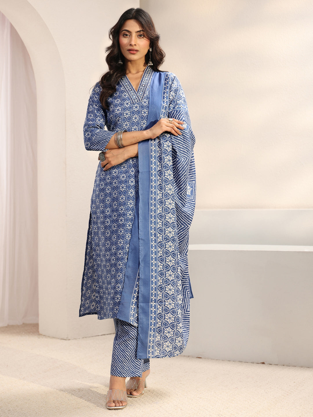 Blue Geometric Printed Cotton Blend Straight Suit Set With Dupatta