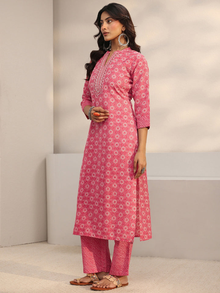 Pink Geometric Printed Cotton Blend Straight Suit Set With Dupatta
