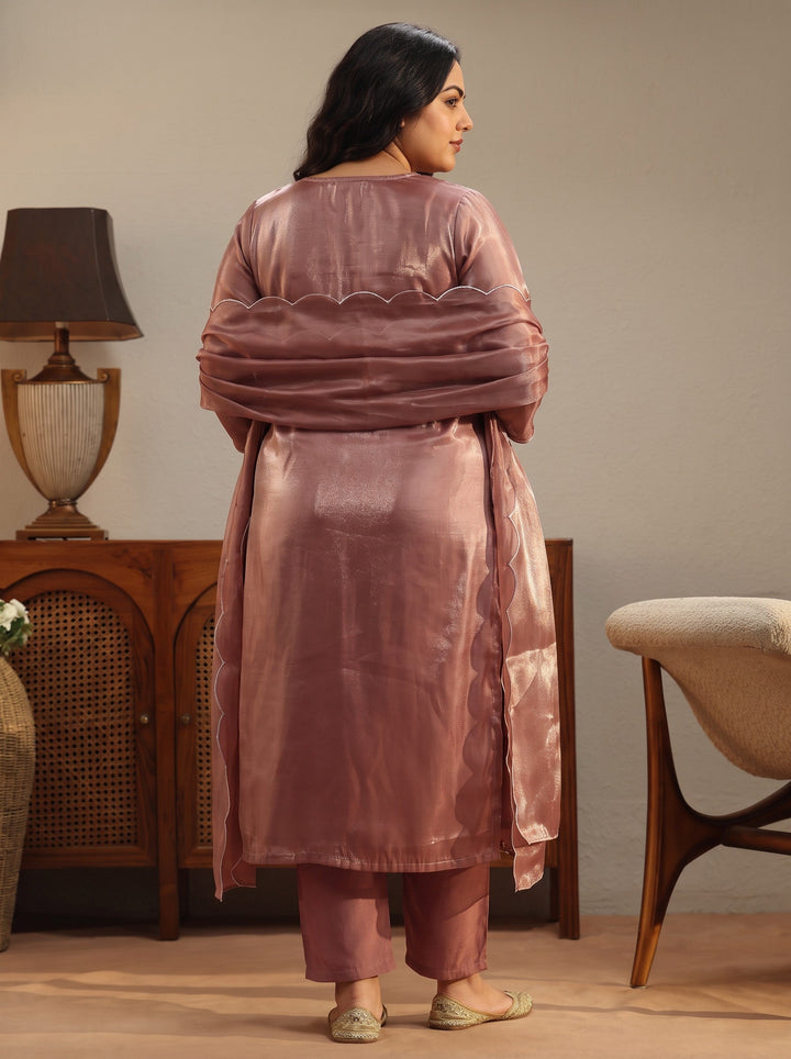 Plus Size Peach Yoke Design Tissue Straight Suit Set
